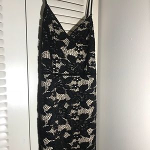 Tight Lace Dress